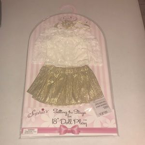 NWT DOLL CLOTHES